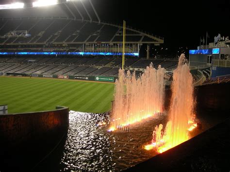 Cutting Coupons in KC: Kansas City Tour of Fountains: Kauffman Stadium ...