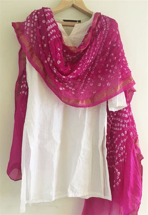 Bandhani Dupatta, Baby Pink Color , Tie-dye Patterns