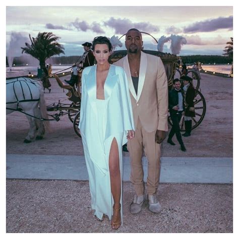 Kim Kardashian and Kanye West Wedding Pictures 2014 | POPSUGAR ...