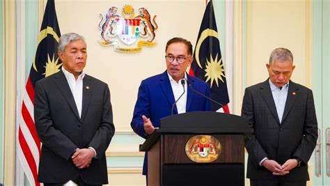 PM Anwar set to reshuffle Malaysian cabinet on Tuesday: Reports - CNA