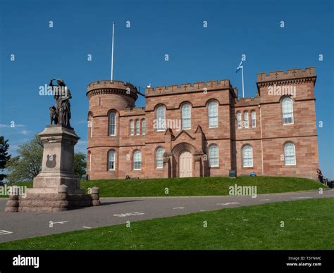 Inverness castle scotland hi-res stock photography and images - Alamy