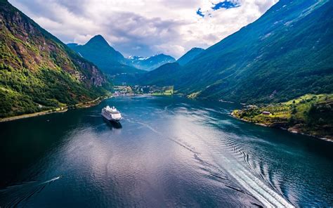 Seven ways to get active on a Norwegian Fjord Cruise