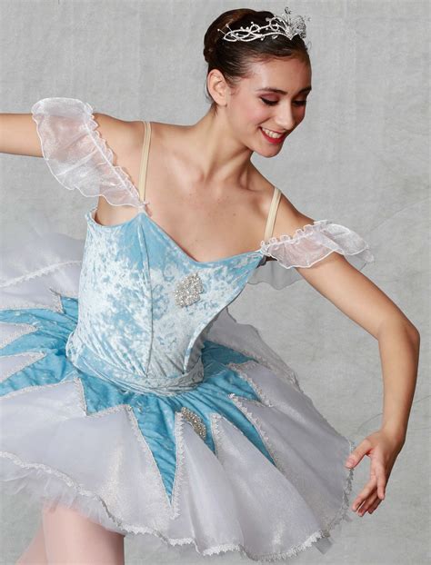 NUTCRACKER SNOW QUEEN in 2022 | Ballerina costume, Nutcracker costumes, Ballet tiaras