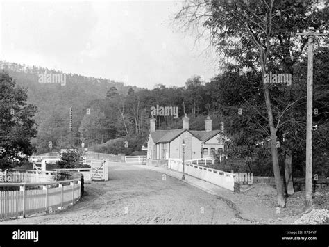 Grindleford station hi-res stock photography and images - Alamy