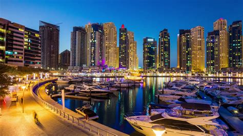 Dubai Marina walk