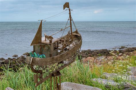 Stonehaven Model Boat Photograph by Bob Phillips - Pixels