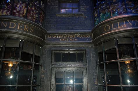 Ollivanders Wand Shop, Diagon Alley | Rob Young | Flickr