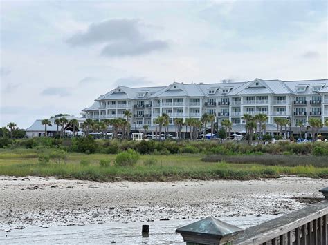 Hotel Review: The Beach Club at Charleston Harbor Resort & Marina | The ...