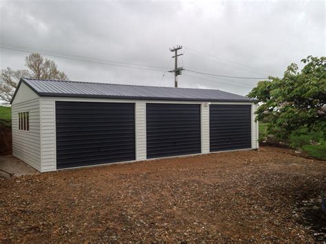 Large Garages & Extra Spaces | Buildings | Versatile