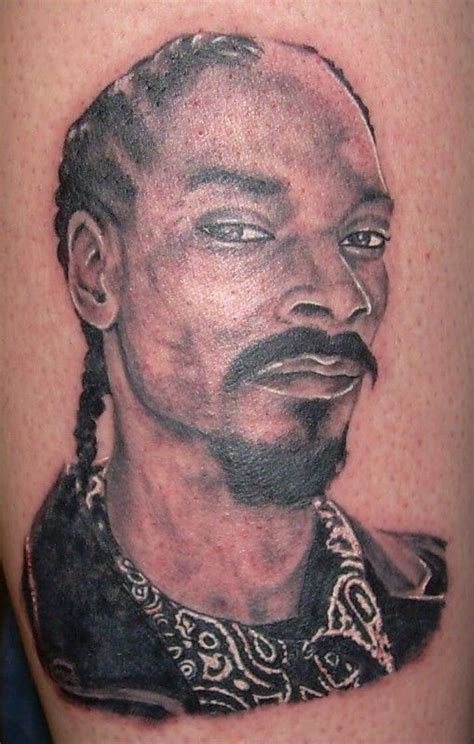 9 Awesome Snoop Dogg Portrait Tattoos | Dog memorial tattoos, Portrait ...