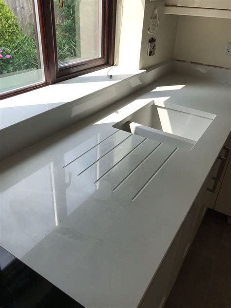 White shimmer quartz kitchen worktops - Phil Glennon and Sons Worktops ...