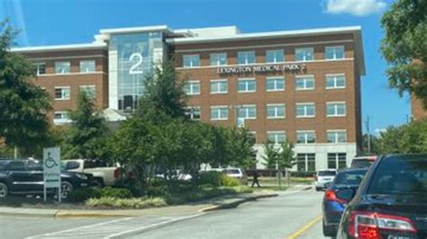 Building at Lexington Medical Center evacuated after possible bomb threat