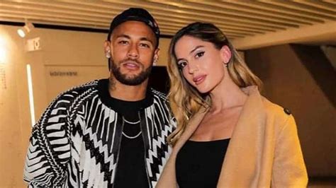 Neymar Wife, Career, Family, Relationship, And Net Worth 2022