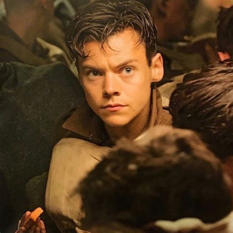 New pic of Harry in Dunkirk | Harry styles dunkirk, Harry styles photos, Harry styles pictures