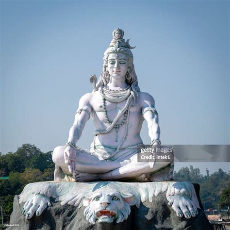 Statue Of Shiva Hindu Idol On The Ganges River Rishikesh India High-Res ...