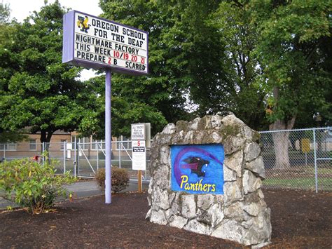 Oregon School for the Deaf - Salem, Oregon - Wikipedia Entries on Waymarking.com