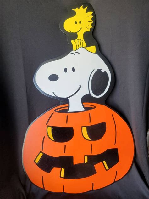 Peanuts snoopy & Woodstock Pumpkin Yard Art - Etsy