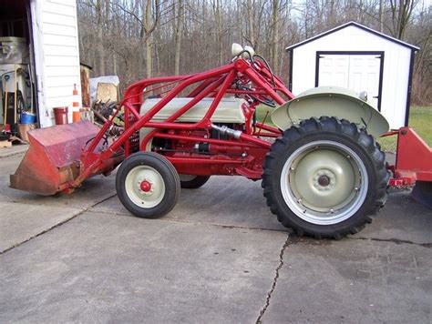 Ford 8n with Dearborn loader. | Tractors, Ford tractors, 8n ford tractor