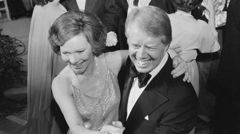 Former first lady Rosalynn Carter, wife of Jimmy Carter, dies – NBC Bay ...