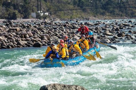 A Complete Tour Guide for Rafting in Rishikesh - Tusk Travel