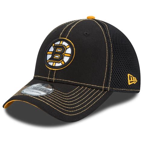 New Era Boston Bruins Black NHL Crux Line Neo 39THIRTY Flex Hat