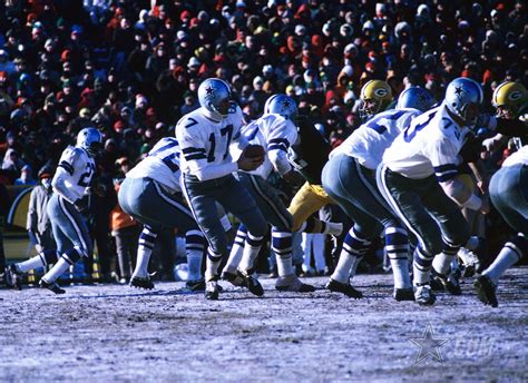 TBT: The Ice Bowl | Dallas cowboys football, Nfl championships, Nfl ...