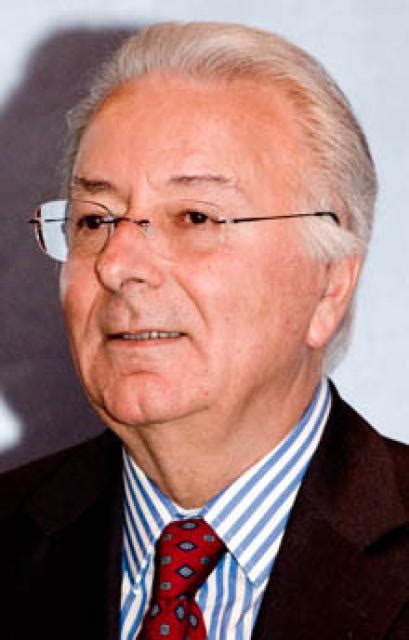 Federico Faggin biography. American scientist of Italian origin; He is ...