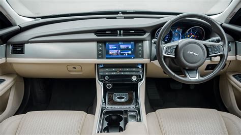 Jaguar XF Photo, Dashboard Image - CarWale