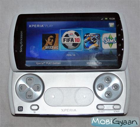 Xperia Play review: Game on!