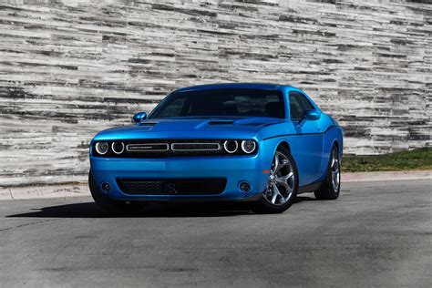 2015 Dodge Challenger makes debut in New York 2015 Dodge Challenger SXT ...