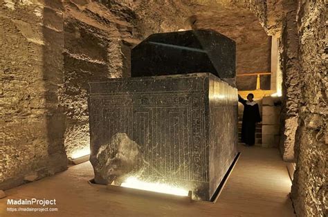 Serapeum of Saqqara - Madain Project (en)