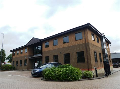 Oak house offices to let Bristol almondbury (31) - Turner LockerTurner ...