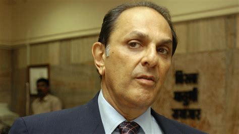 Nusli Wadia - Biography, Height & Life Story | Super Stars Bio