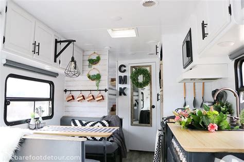 camper remodel Archives - Barefoot Detour