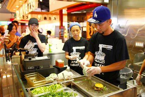 Ramen Burger Strikes Mitsuwa Torrance November 10! - Eater LA