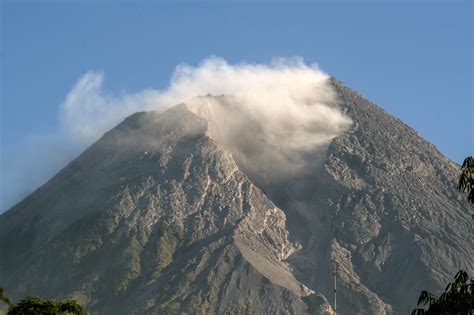 Indonesia’s Mount Merapi erupts with bursts of lava and ash | South ...