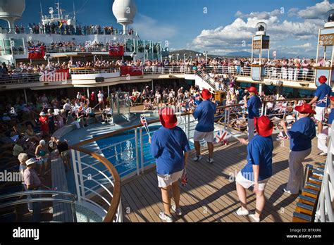 Sail away Party Azura Cruise Ship passengers P & O Stock Photo - Alamy