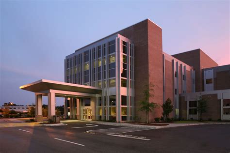 Conway Medical Center - M. B. Kahn Construction