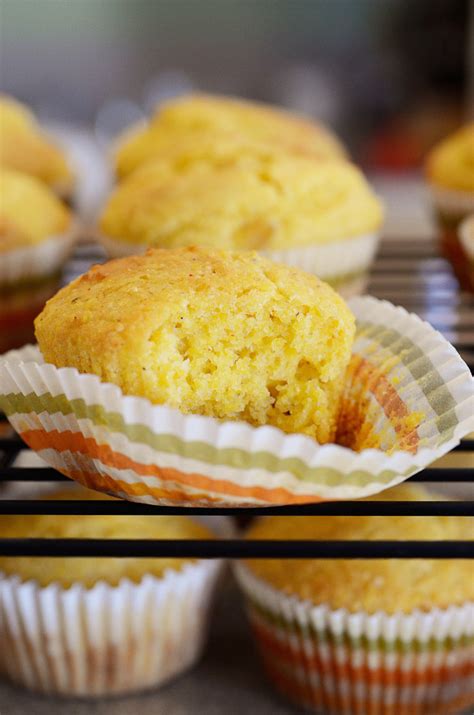 Sweet Corn Bread Muffins