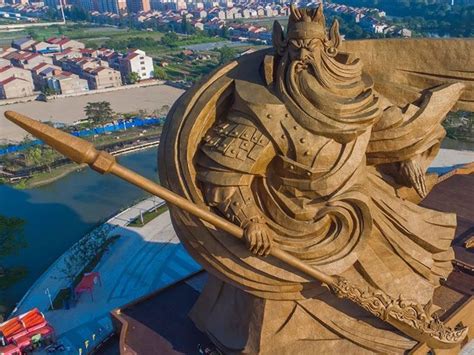 This Colossal Chinese Guan Yu Statue is Ridiculously Majestic | Inverse