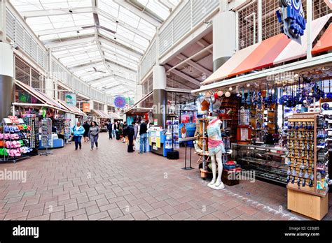 Bayside Marketplace Downtown Miami Stock Photo - Alamy