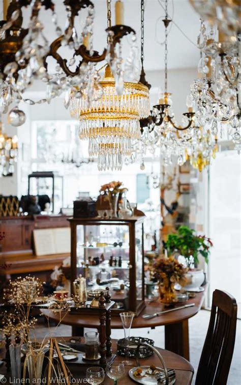 HOW TO SHOP FOR ANTIQUES FOR HOME DÉCOR | Linen and Wildflowers