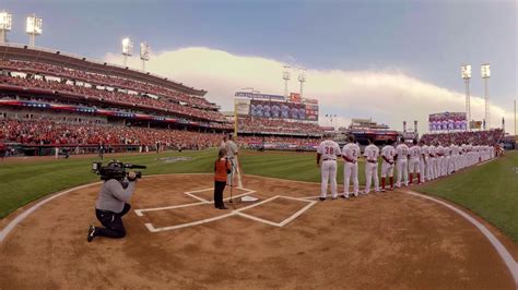 Marlana VanHoose sings Opening Day’s national anthem at Cincinnati Reds game. - YouTube