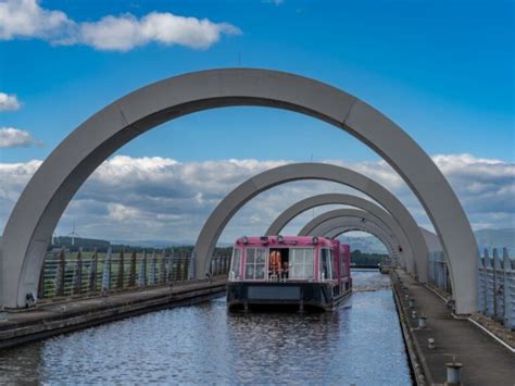 Guide to visiting the Falkirk Wheel - an engineering marvel in Central Scotland - Lost In Landmarks