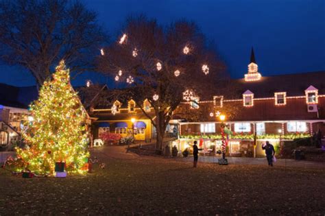 Seeing the Magical Christmas Lights at Peddler's Village in Bucks ...