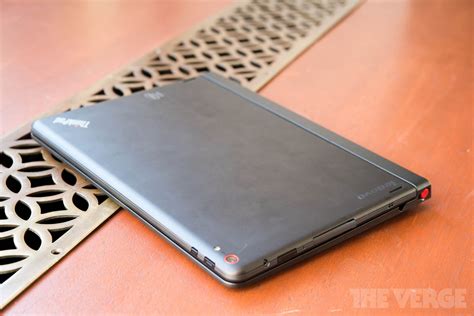 Lenovo's ThinkPad 10 upgrades its do-it-all Windows 8 tablet formula - The Verge