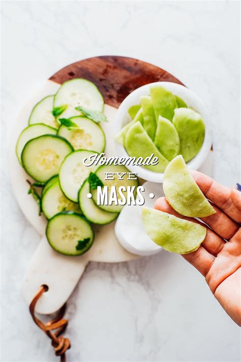 Homemade Cooling Eye Masks (For Puffy Eyes) - Live Simply