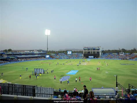 IPL 2019: Tussle Sees Rajasthan Royals Players Stuck Outside Sawai ...