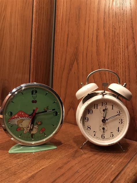 Two Vintage Alarm Clocks : r/ThriftStoreHauls