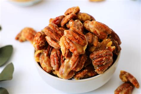 Best Praline Pecans (Candied Pecans Recipe)